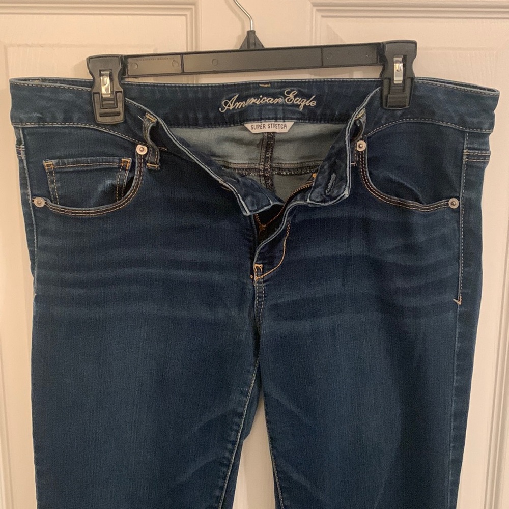 American Eagle super stretch skinny jeans. Size 14 long.